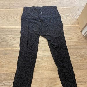 Lulu align leggings.